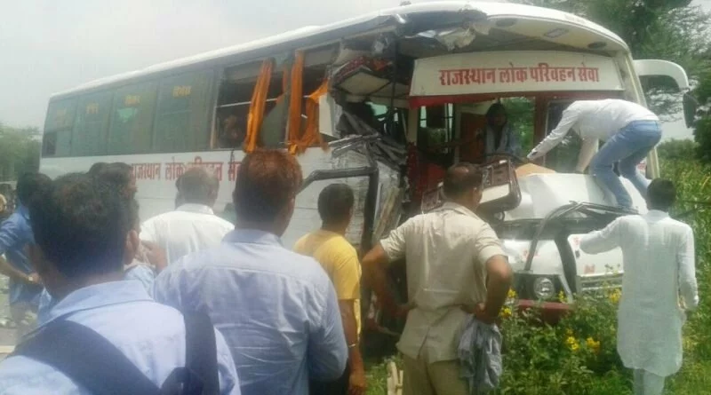 bus-accident-sikar-indiaprime