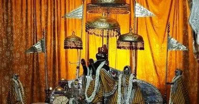 lord-krishana-with-radha-govind-dev-g-temple-indiaprime